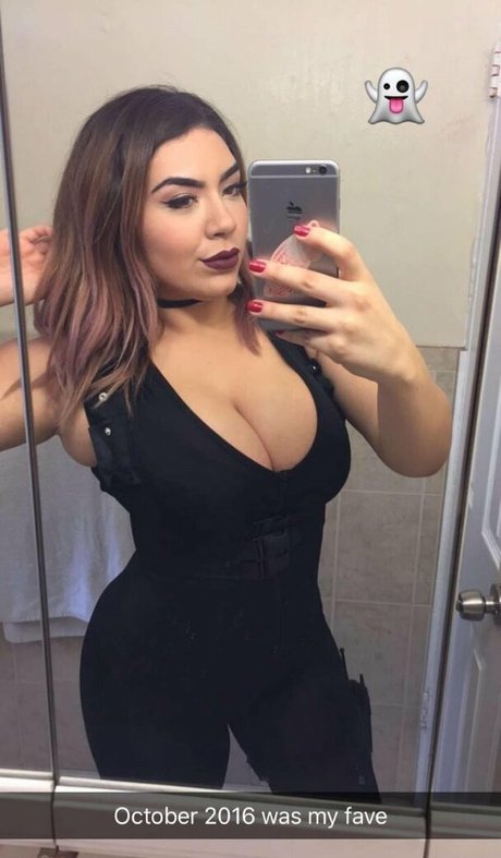 Nicky Nicole