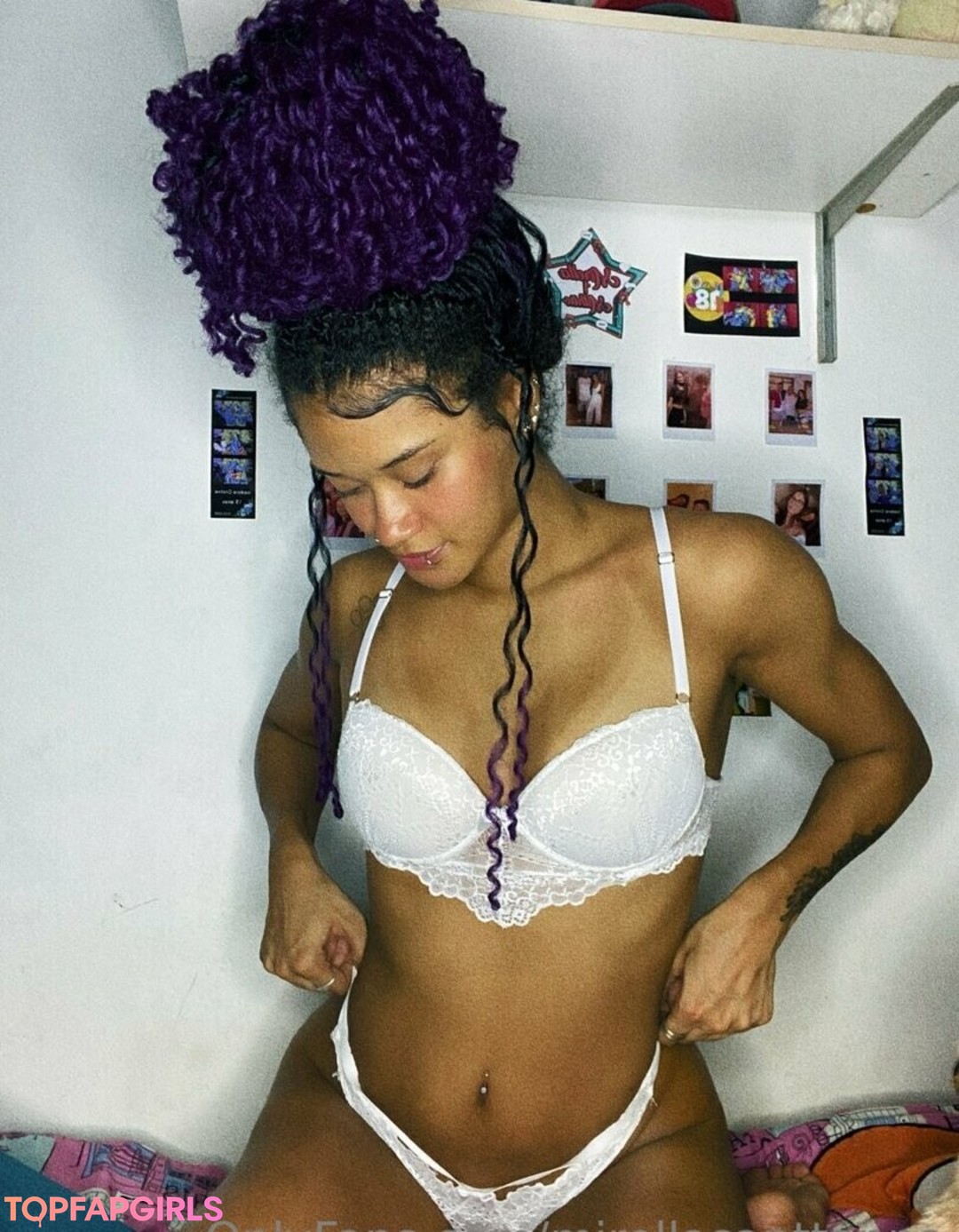 Photo nue de fuite OnlyFans de Mirella Santtanna #26 Photo nue de fuite OnlyFans de Mirella Santtanna #26