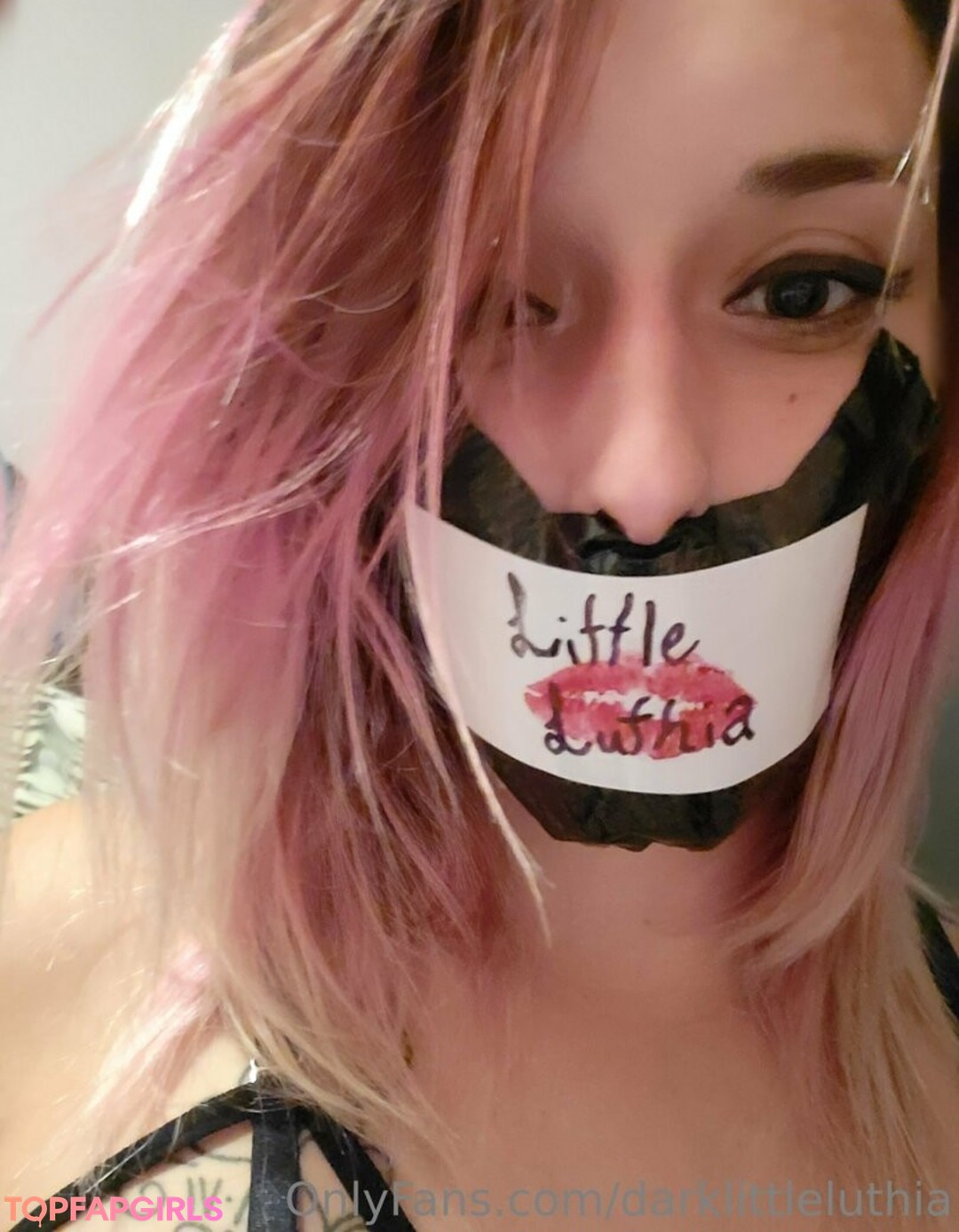 Photo nue de fuite OnlyFans de Darklittleluthia #15 Photo nue de fuite OnlyFans de Darklittleluthia #15
