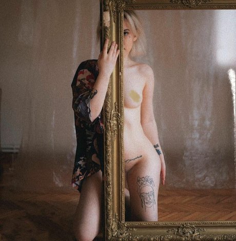Photo nue de fuite OnlyFans de Simge Akkus