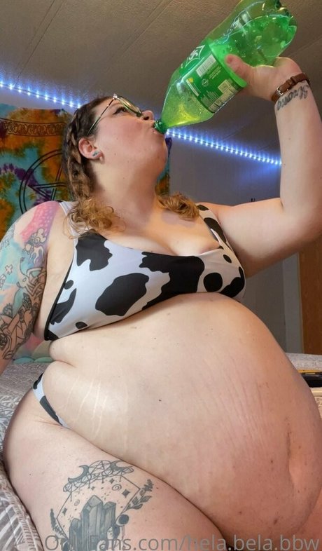 Hela.bela.bbw