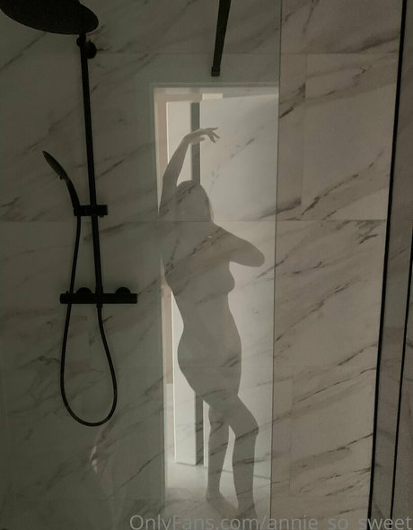 Photo nue de fuite OnlyFans de Anniesosweet