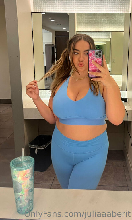 Photo nue de fuite OnlyFans de Juliiaaberitttt