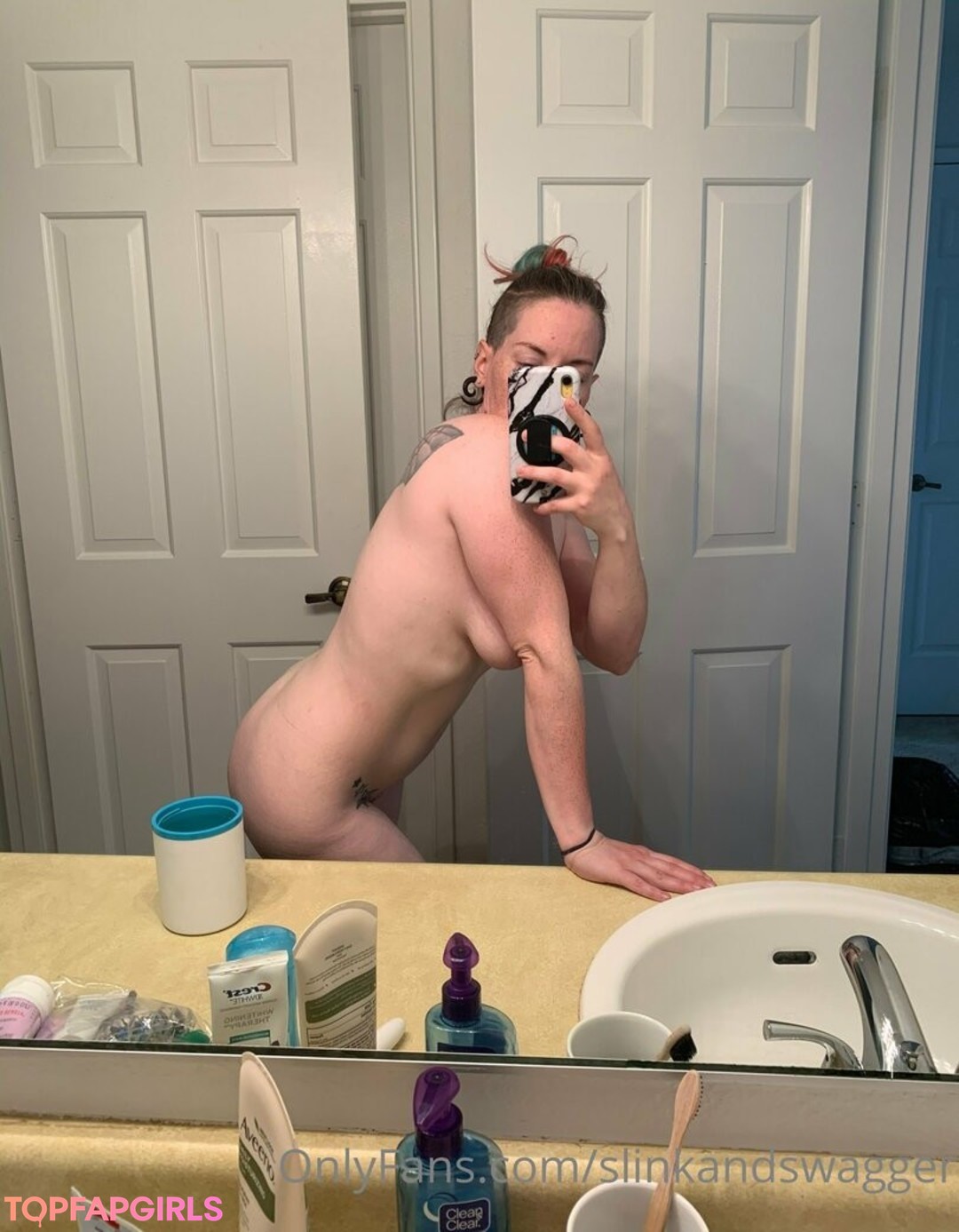 Photo nue de fuite OnlyFans de Slinkandswagger #11 Photo nue de fuite OnlyFans de Slinkandswagger #11