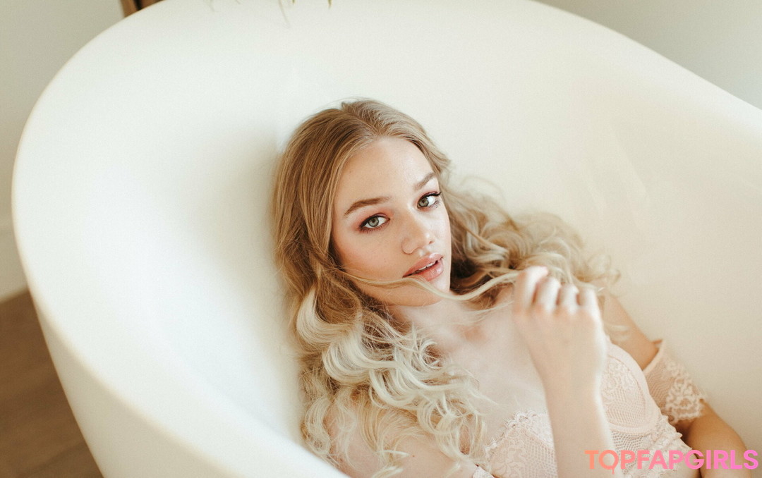 Photo nue de fuite OnlyFans de Lizzysweetsofficial #18 Photo nue de fuite OnlyFans de Lizzysweetsofficial #18