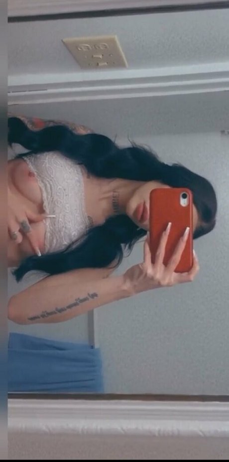 Photo nue de fuite OnlyFans de Littleangelbabe
