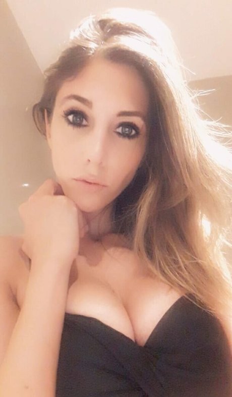 Photo nue de fuite OnlyFans de Daniela Fortinera