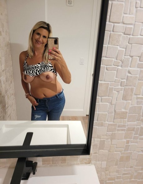 Lexy_rose