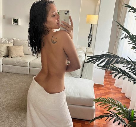 Photo nue de fuite OnlyFans de Catalina Mel