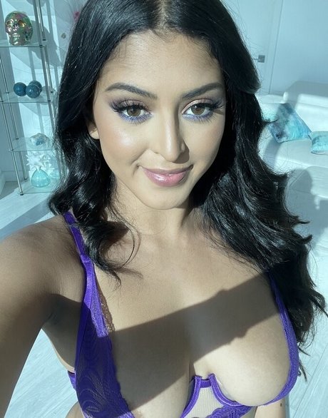 Sophia Leone