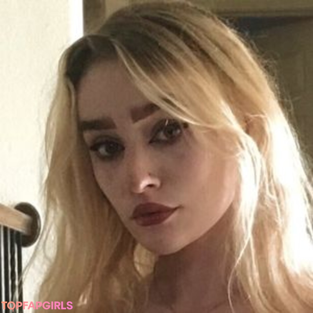 Photo nue de fuite OnlyFans de Grace Glenn #30 Photo nue de fuite OnlyFans de Grace Glenn #30