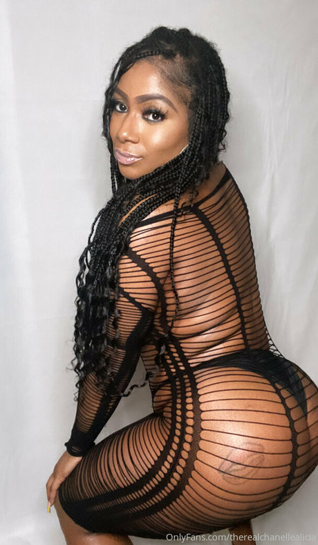 Therealchanellealicia