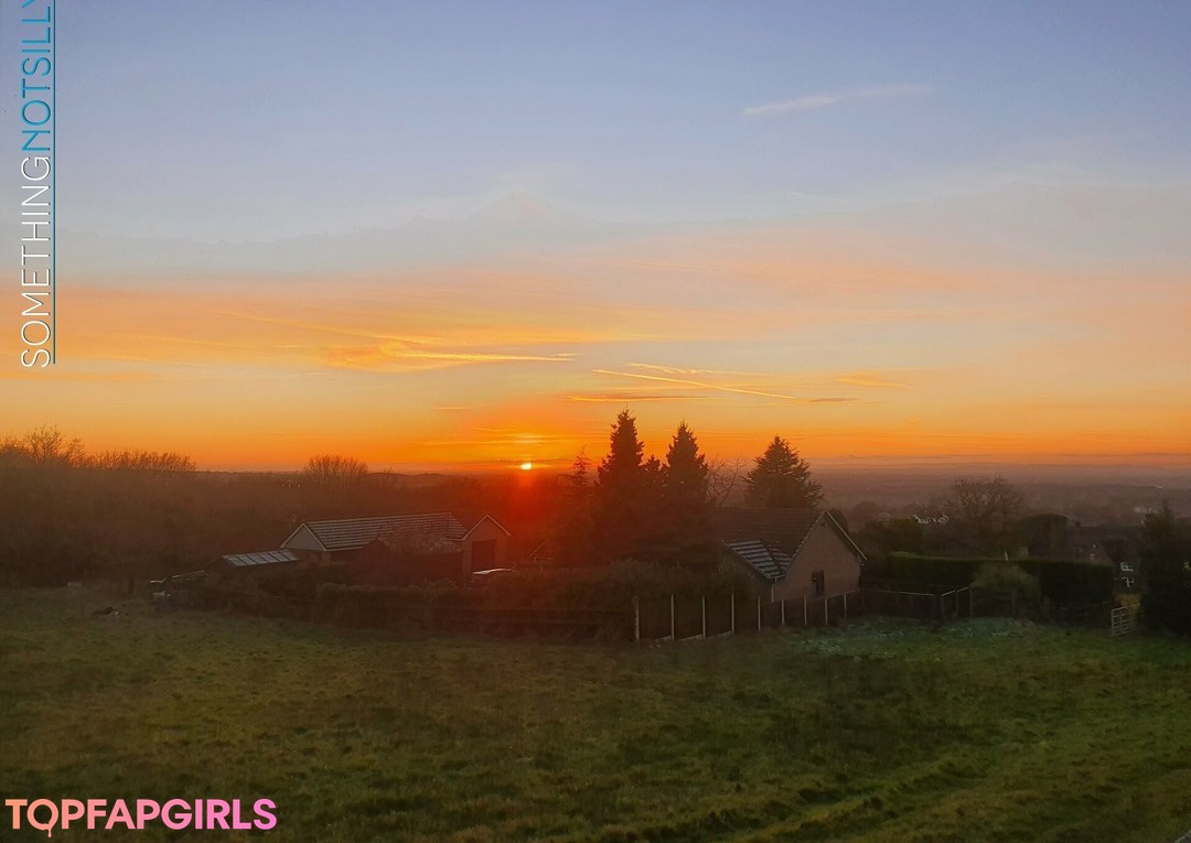 Photo nue de fuite OnlyFans de Somethingnotsilly #229 Photo nue de fuite OnlyFans de Somethingnotsilly #229