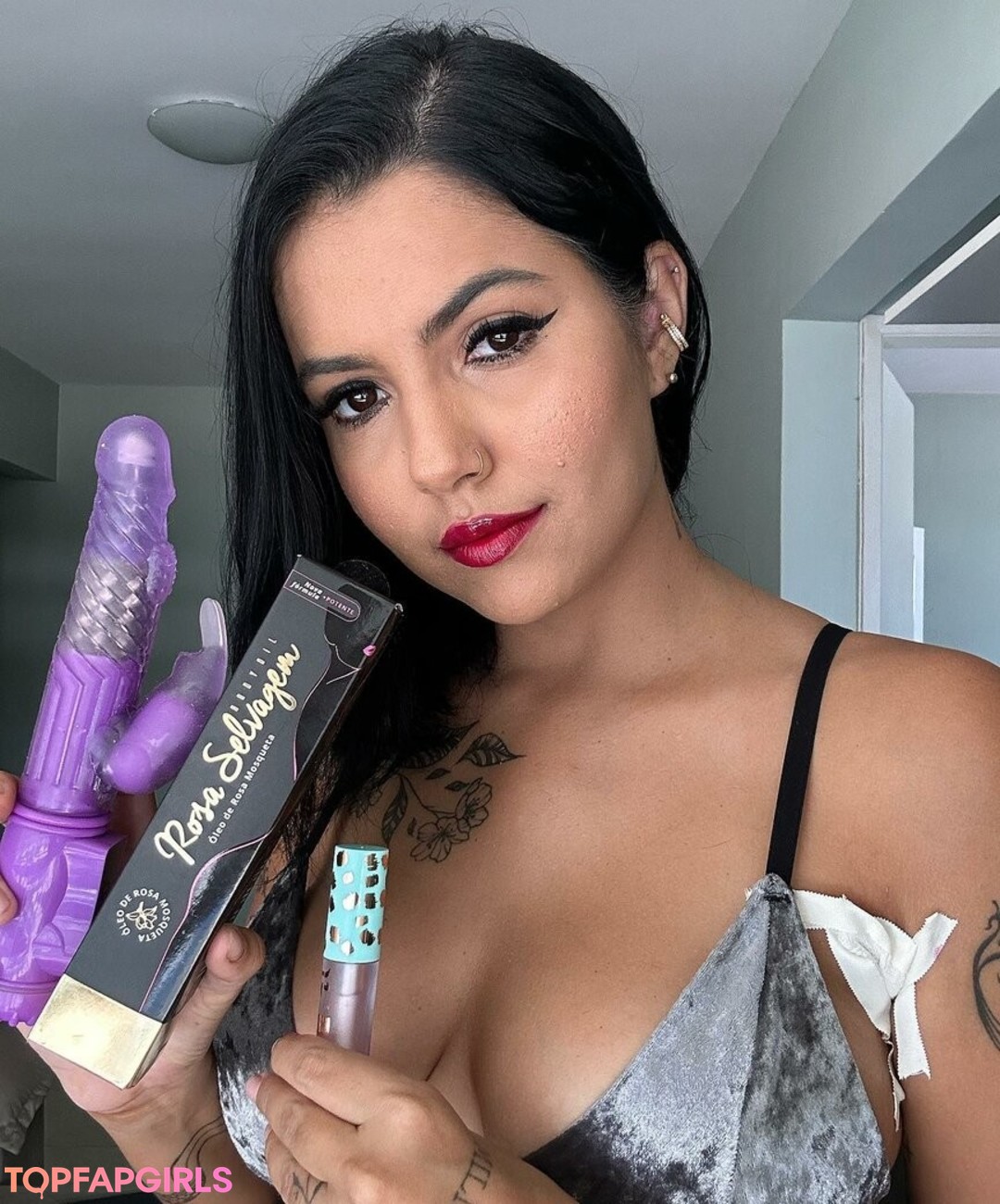 Photo nue de fuite OnlyFans de Fernanda Lopes #3 Photo nue de fuite OnlyFans de Fernanda Lopes #3