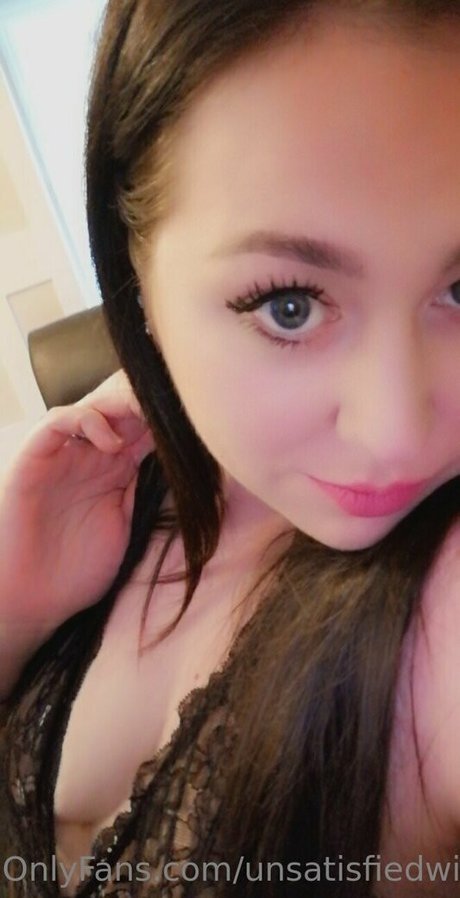 Photo nue de fuite OnlyFans de Unsatisfiedwifey
