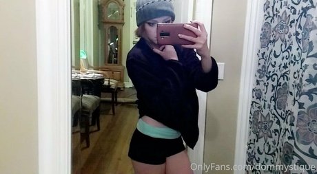 Photo nue de fuite OnlyFans de Babymystic