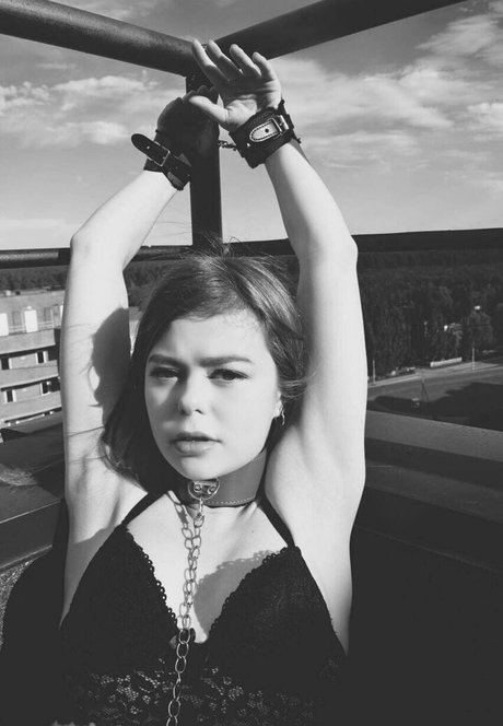 Photo nue de fuite OnlyFans de Honeymarian69