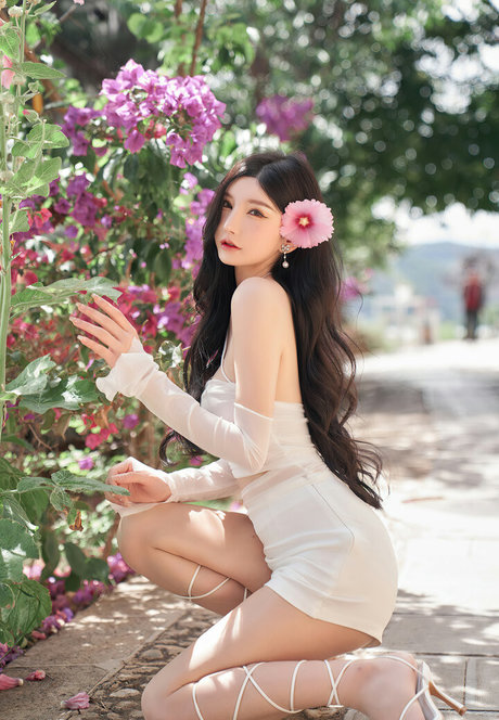 Zhou Yuxi