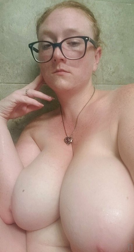 Bigtittygamerwifey