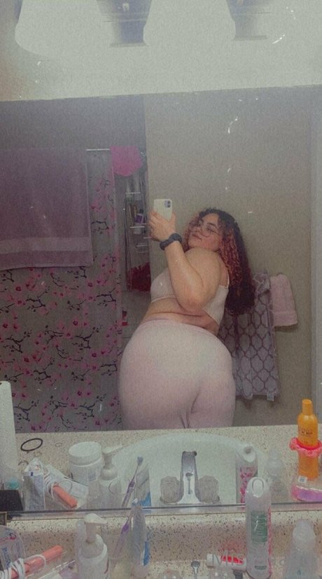 Photo nue de fuite OnlyFans de Missnaasssttyyyy