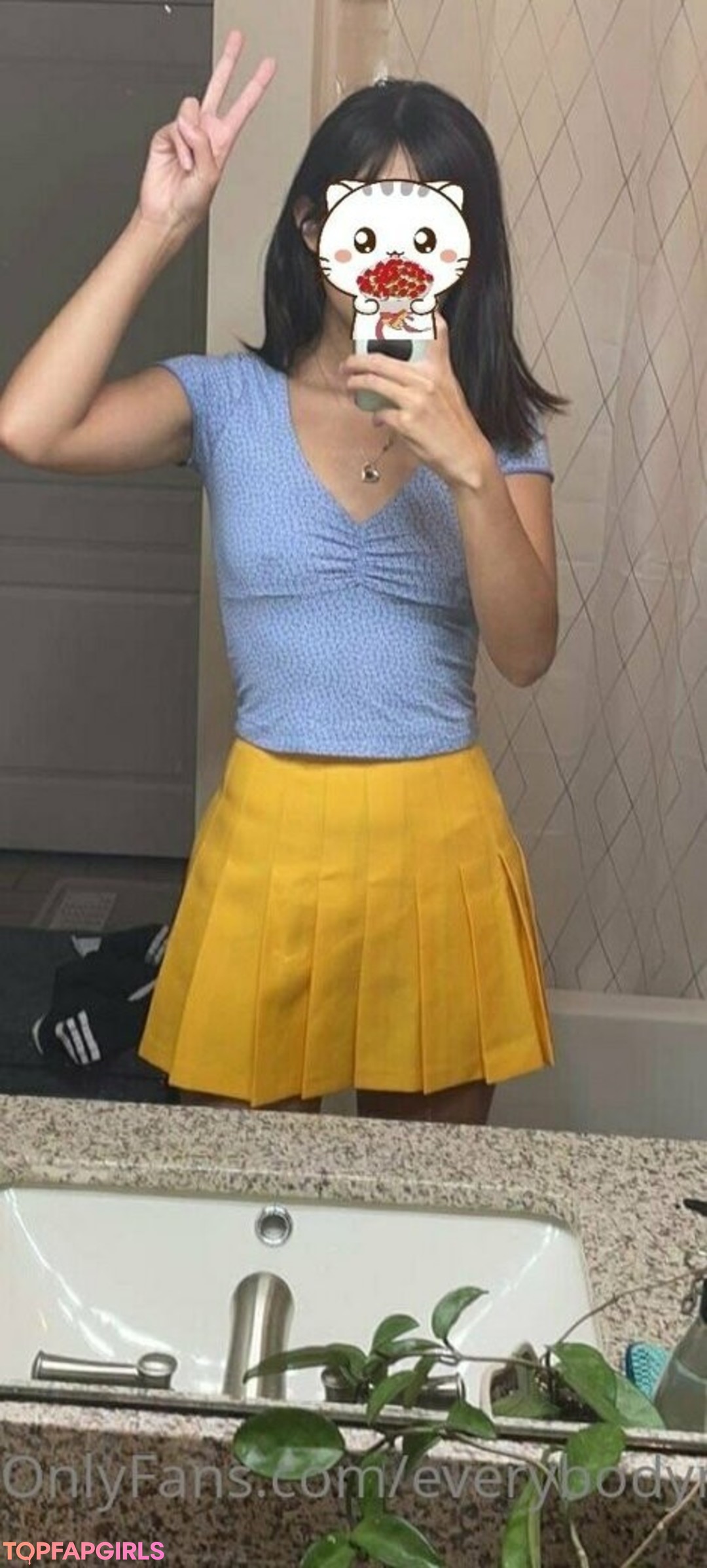 Photo nue de fuite OnlyFans de Everybodymeow #45 Photo nue de fuite OnlyFans de Everybodymeow #45