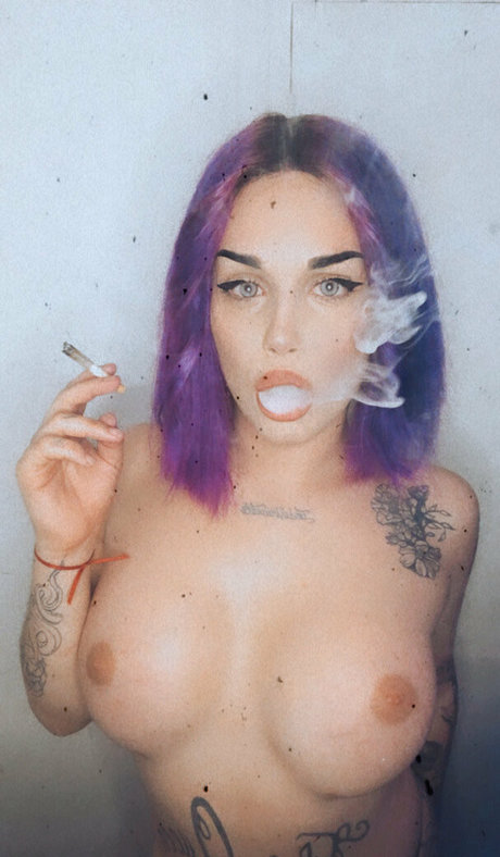 Thequeen_oficial