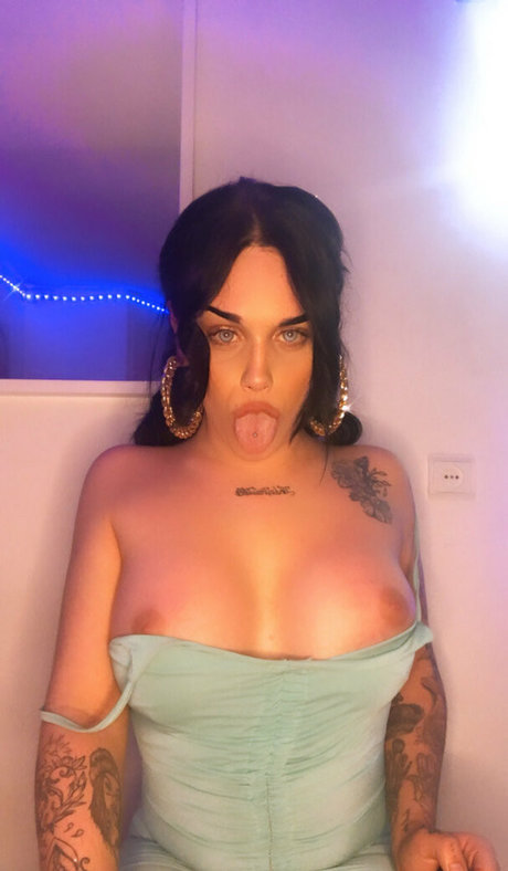 Thequeen_oficial