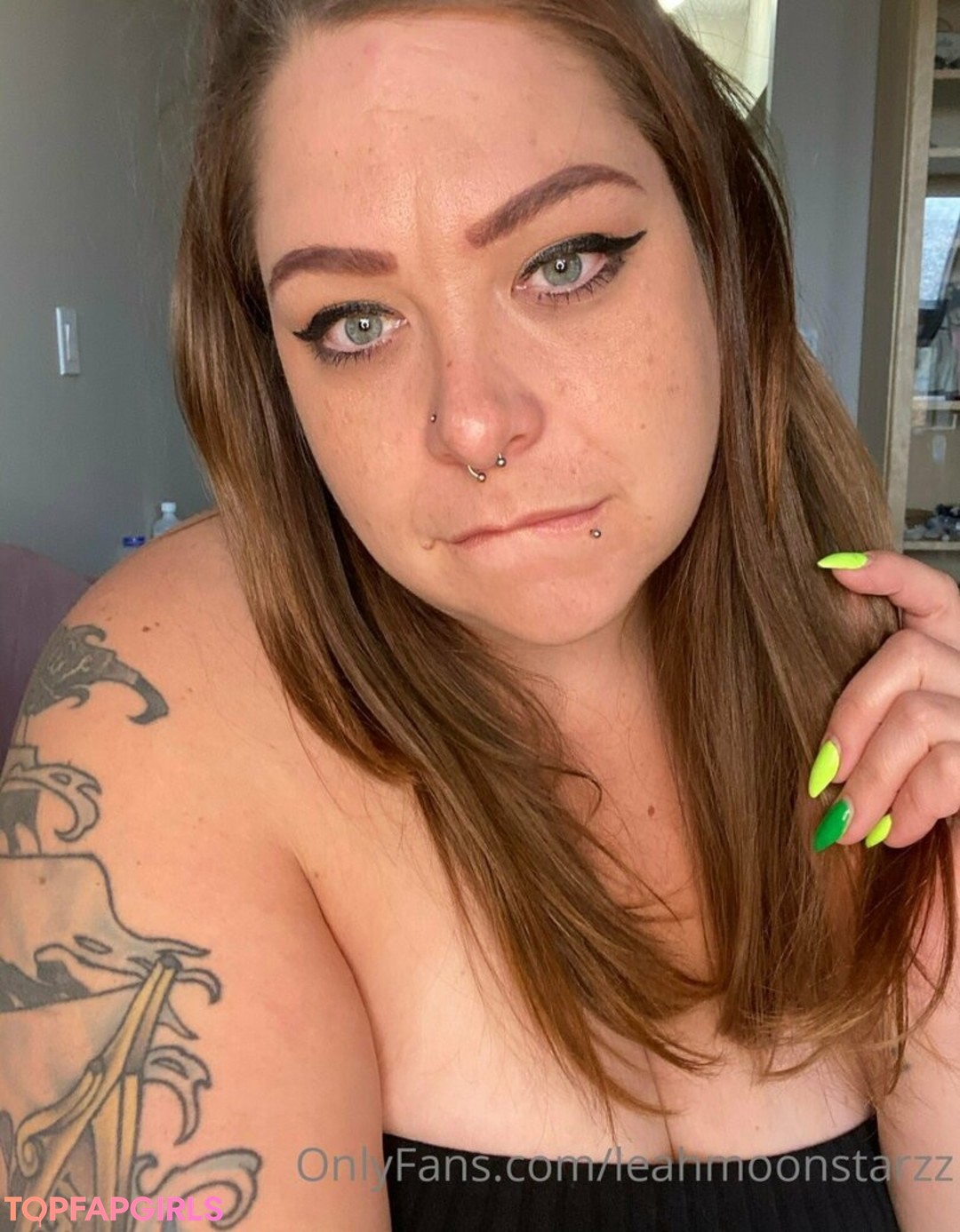 Photo nue de fuite OnlyFans de Leahmoonstarzz #85 Photo nue de fuite OnlyFans de Leahmoonstarzz #85
