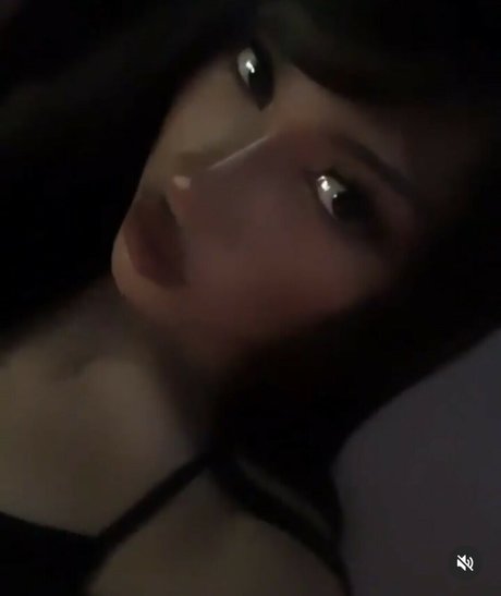 Photo nue de fuite OnlyFans de Mariahrotic