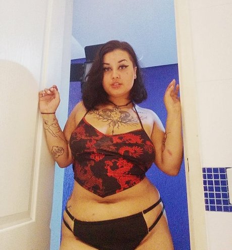 Photo nue de fuite OnlyFans de Rottenvenus