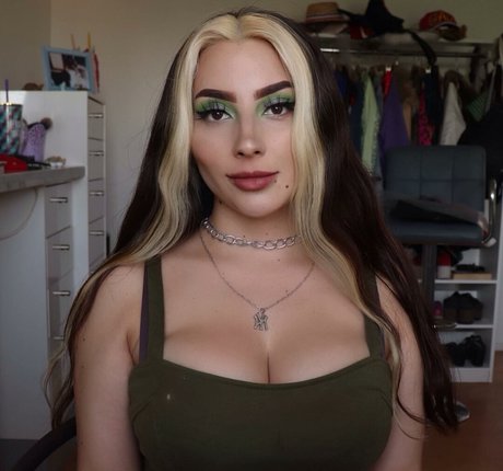 Vai Monroe