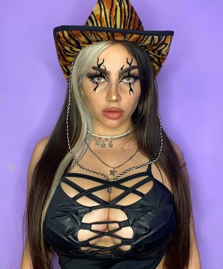 Vai Monroe