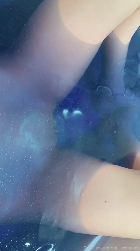 Photo nue de fuite OnlyFans de Thelewdbunny