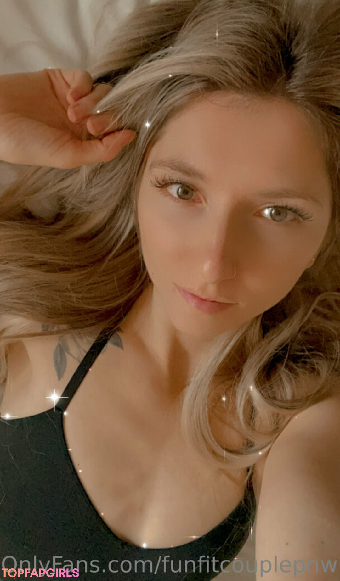 Photo nue de fuite OnlyFans de Funfitcouplepnw #34 Photo nue de fuite OnlyFans de Funfitcouplepnw #34