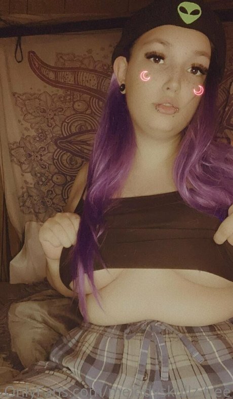 Photo nue de fuite OnlyFans de Melodyskullzfree