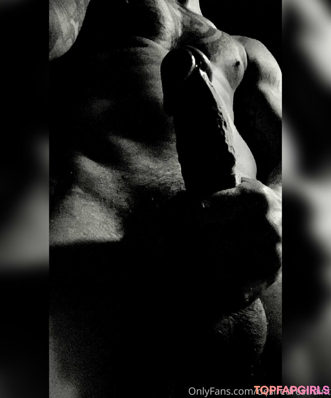 Photo nue de fuite OnlyFans de Desiredrestraint #14 Photo nue de fuite OnlyFans de Desiredrestraint #14