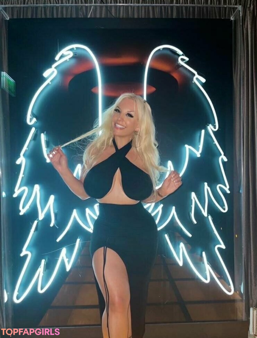 Photo nue de fuite OnlyFans de Blondiefesserfree #50 Photo nue de fuite OnlyFans de Blondiefesserfree #50