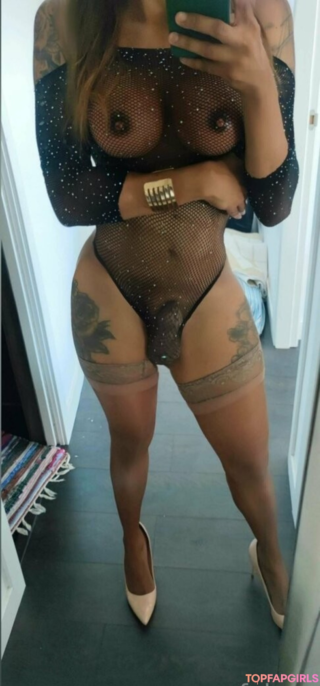 Photo nue de fuite OnlyFans de Vanefalcao #20 Photo nue de fuite OnlyFans de Vanefalcao #20