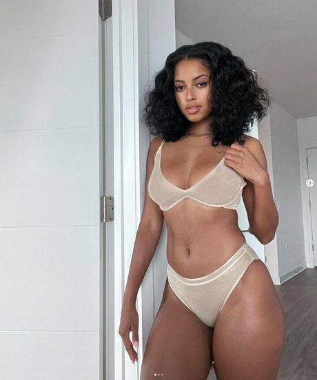 Photo nue de fuite OnlyFans de Jonica Keating