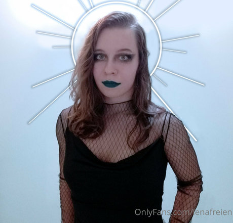 Photo nue de fuite OnlyFans de Lenafreien