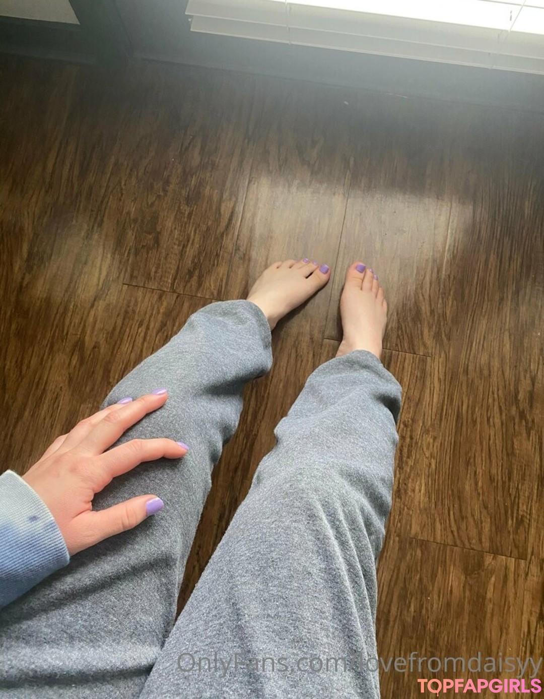 Photo nue de fuite OnlyFans de Lovefromdaisyy #13 Photo nue de fuite OnlyFans de Lovefromdaisyy #13