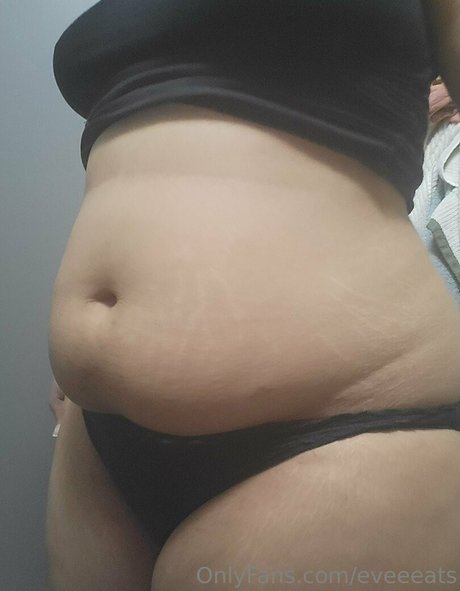 Photo nue de fuite OnlyFans de Eveeeats