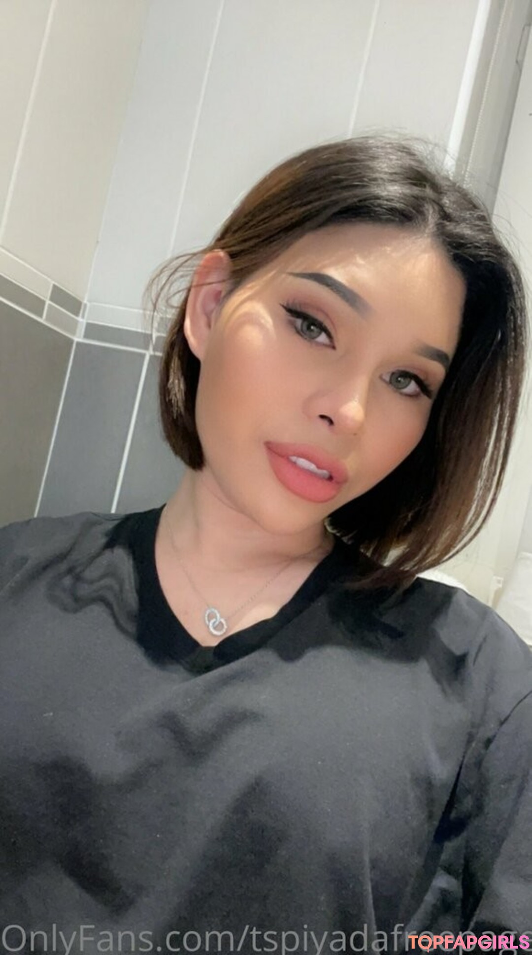 Photo nue de fuite OnlyFans de Tspiyadafreepage #4 Photo nue de fuite OnlyFans de Tspiyadafreepage #4