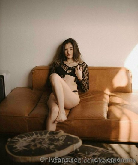 Photo nue de fuite OnlyFans de Michelemommy