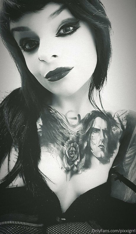 Photo nue de fuite OnlyFans de Pixxigrrl