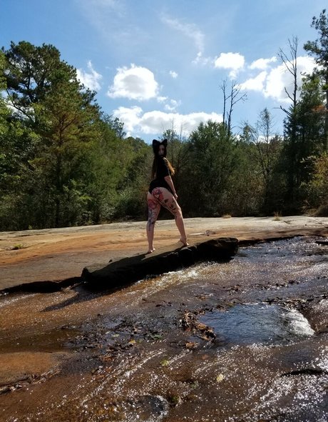 Poppycarminexxx