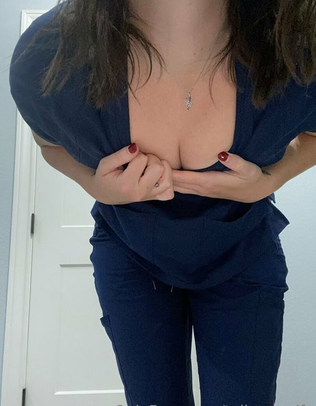 Photo nue de fuite OnlyFans de Tallsexywife