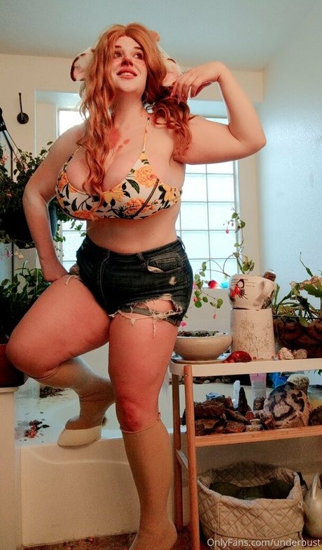 Photo nue de fuite OnlyFans de Underbust