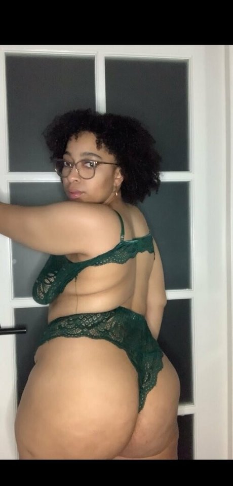 Photo nue de fuite OnlyFans de Frenchkiss