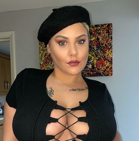 Photo nue de fuite OnlyFans de Peaches